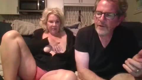 couple mature milf bigboobs curvy mommydaddy online show from 03/03/25, 06:37