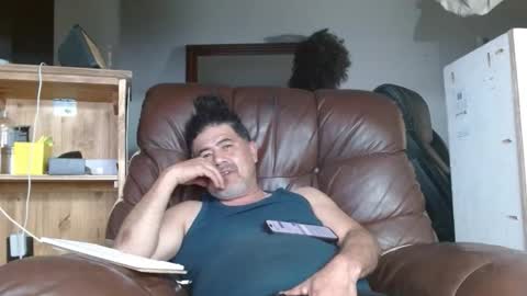 Snapshot of onewayallday chatting on 11/27/25, 04:20 onewaykenny online show from 11/27/25, 04:20