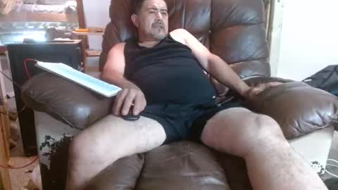 Snapshot of onewayallday chatting on 05/06/26, 11:48 onewaykenny online show from 05/06/26, 11:48