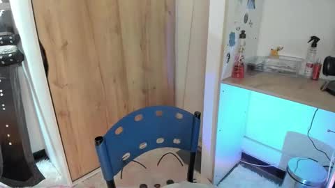 Snapshot of oni_dakotta chatting on 03/04/26, 03:18 oni_dakotta online show from 03/04/26, 03:18