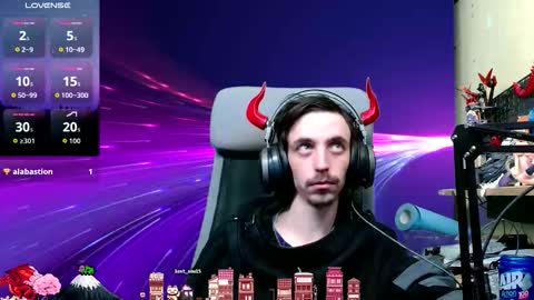 Snapshot of oni_hoshi chatting on 12/13/25, 07:53 Oni hoshi online show from 12/13/25, 07:53