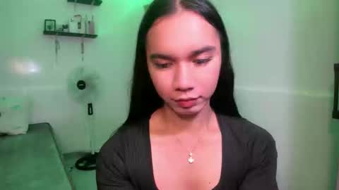 Snapshot of onicka_iha chatting on 04/11/26, 06:34 Alexa online show from 04/11/26, 06:34