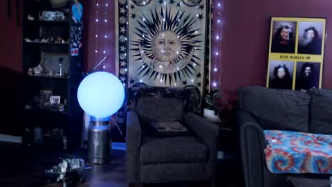 Snapshot of only1jtreasure chatting on 02/04/25, 04:15 Only1JTreasure online show from 02/04/25, 04:15