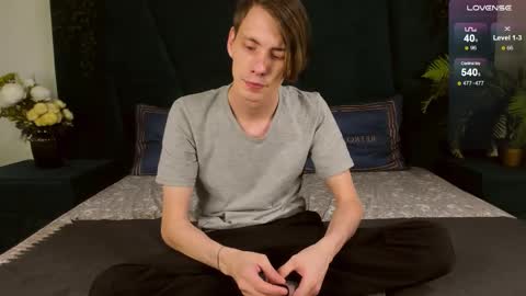 Snapshot of only_eric chatting on 02/20/25, 04:14 Erick online show from 02/20/25, 04:14