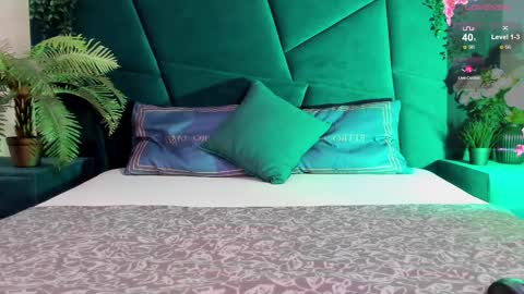 Snapshot of only_eric chatting on 02/23/25, 07:28 Erick online show from 02/23/25, 07:28