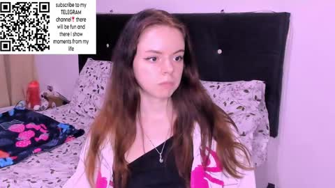 only_sarah1 online show from 12/06/24, 11:25