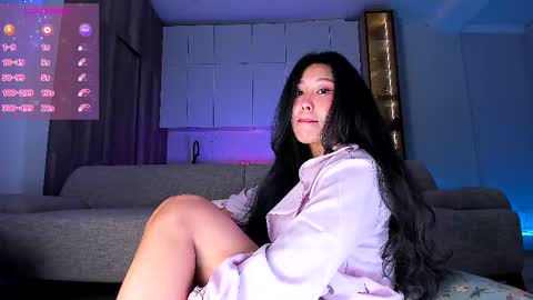 Snapshot of onlycatsss chatting on 03/07/25, 02:34 Amelia online show from 03/07/25, 02:34