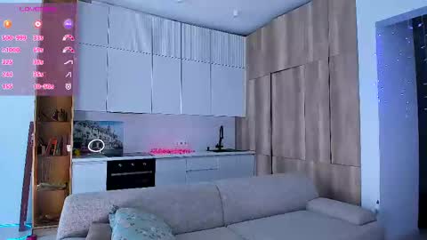 Amelia online show from 03/11/25, 07:04