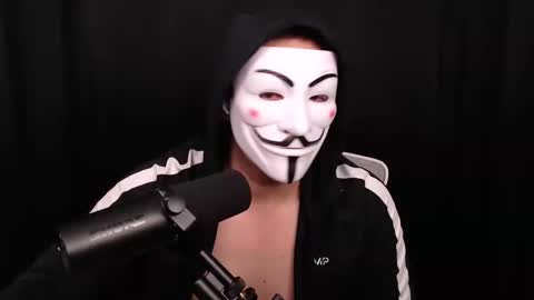 Snapshot of onlycosplayguy chatting on 11/02/25, 10:23 Dante online show from 11/02/25, 10:23