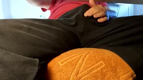 Maggus online show from 11/04/25, 08:35