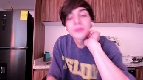 Snapshot of onlysergio chatting on 04/12/26, 12:15 Sergio online show from 04/12/26, 12:15