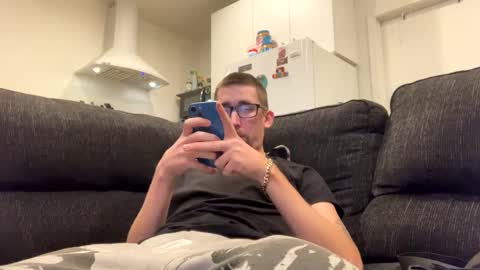 Snapshot of onthecumup69 chatting on 02/12/25, 12:01 onthecumup69 online show from 02/12/25, 12:01