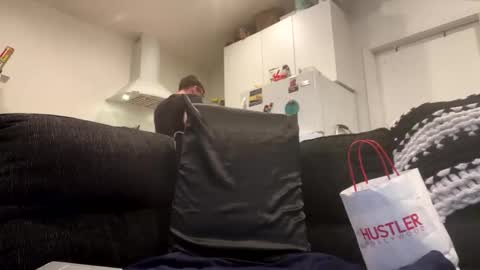 Snapshot of onthecumup69 chatting on 03/22/26, 07:01 onthecumup69 online show from 03/22/26, 07:01