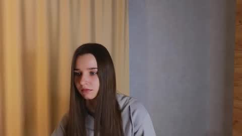 Snapshot of onyxvespera chatting on 02/22/26, 06:35 onyxvespera online show from 02/22/26, 06:35