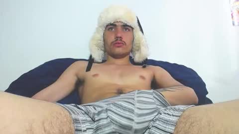 Snapshot of onzas_ chatting on 01/14/26, 09:20 onzas_ online show from 01/14/26, 09:20