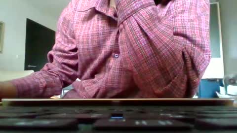 Snapshot of ook_ck chatting on 04/11/26, 09:13 kk bk online show from 04/11/26, 09:13