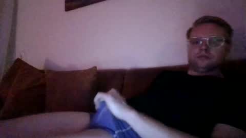 Snapshot of oook5 chatting on 09/08/25, 10:09 oook5 online show from 09/08/25, 10:09