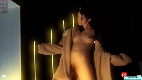 Snapshot of oooops__ chatting on 03/02/26, 04:03 Eva online show from 03/02/26, 04:03