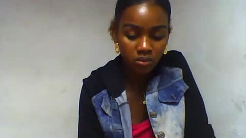 Snapshot of oooorazanasoa chatting on 06/17/26, 04:52 oooorazanasoa online show from 06/17/26, 04:52