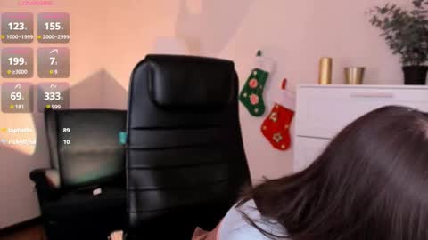  Chloe  follow me  online show from 01/11/26, 02:44