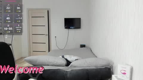 Britney online show from 02/02/25, 07:46