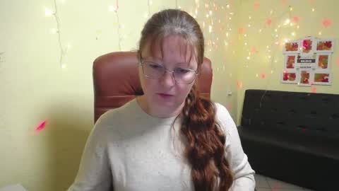 Vanessa online show from 11/17/25, 05:57