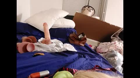 Snapshot of opalockajoe chatting on 02/03/25, 04:04 TsJojo online show from 02/03/25, 04:04