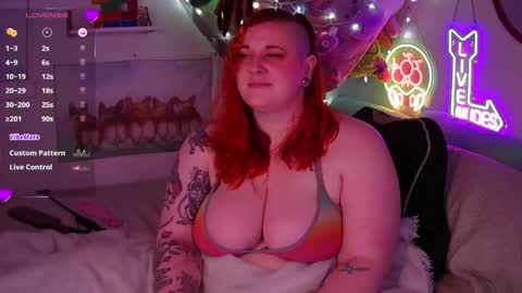 Snapshot of opalreigning chatting on 04/11/26, 07:45 Opal online show from 04/11/26, 07:45