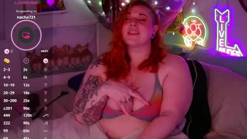 Snapshot of opalreigning chatting on 04/17/26, 08:17 Opal online show from 04/17/26, 08:17