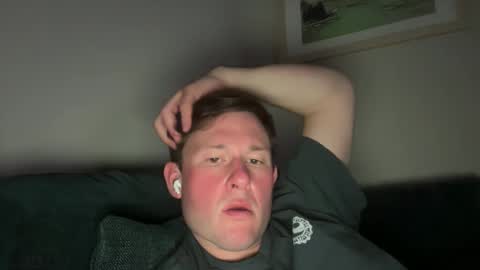 Snapshot of opencuriousguy321 chatting on 02/16/26, 04:08 Horny and Bicurious online show from 02/16/26, 04:08