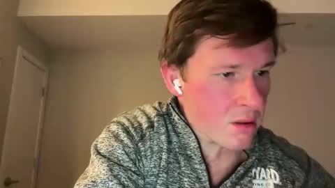 Snapshot of opencuriousguy321 chatting on 03/16/26, 02:06 Horny and Bicurious online show from 03/16/26, 02:06