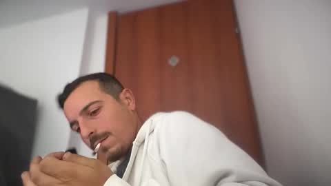 or online show from 11/26/25, 09:10