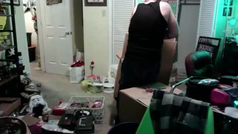 Snapshot of oralalltheway4851 chatting on 11/04/25, 11:48 oralalltheway4851 online show from 11/04/25, 11:48