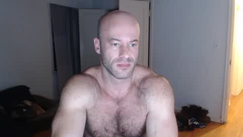 Snapshot of oregon87 chatting on 02/06/25, 01:21 The Oregon Lumberjack online show from 02/06/25, 01:21