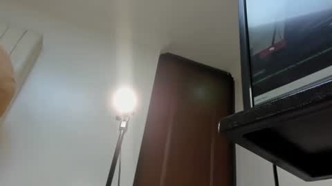 Snapshot of oriana_jhonson chatting on 05/20/26, 02:18 Oriana online show from 05/20/26, 02:18