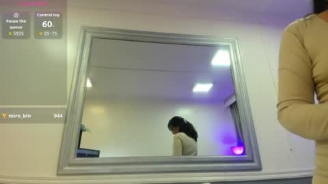 Snapshot of oriana_jhonson chatting on 06/28/26, 12:55 Oriana online show from 06/28/26, 12:55