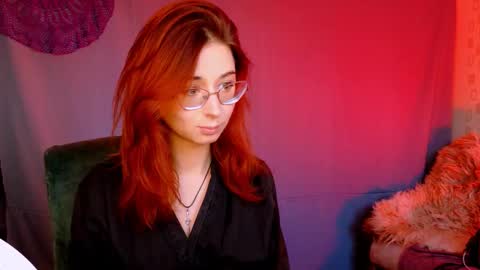 Snapshot of orianna_blade chatting on 09/09/25, 03:11 Orianna -  Hi Im into geek culture cosplay crafting LARP games. Shall we play DnD online show from 09/09/25, 03:11