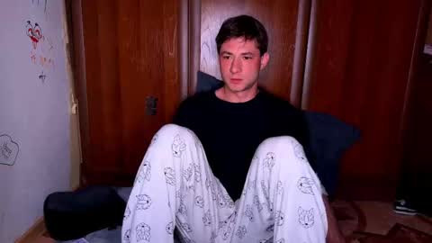 Snapshot of origamicat chatting on 09/12/25, 04:23 origamicat online show from 09/12/25, 04:23