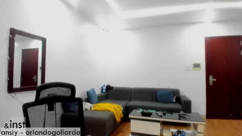 Fansly and Instagram -  online show from 03/04/25, 11:08