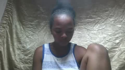 ornellahhh online show from 12/19/25, 01:12