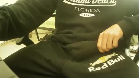 Snapshot of orobrus chatting on 01/11/25, 04:46 Oroborus online show from 01/11/25, 04:46