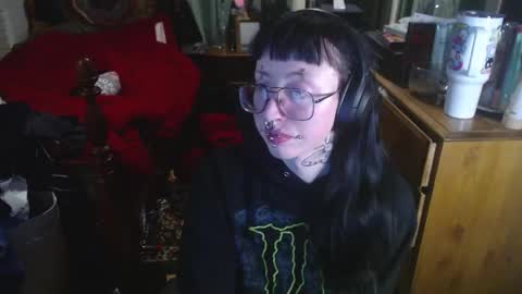 Snapshot of orookun chatting on 11/11/25, 11:49 orookun online show from 11/11/25, 11:49