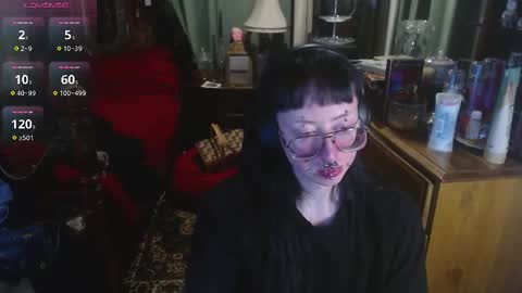 Snapshot of orookun chatting on 11/18/25, 11:48 orookun online show from 11/18/25, 11:48