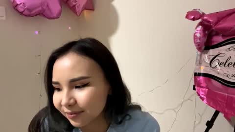 Snapshot of orphaajayi chatting on 10/23/25, 12:26 Angel online show from 10/23/25, 12:26