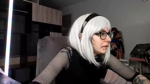 Milana online show from 10/21/25, 08:48