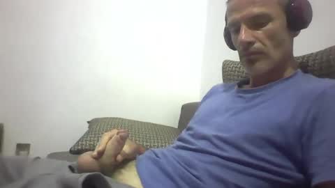 Snapshot of orwel09 chatting on 11/30/25, 04:55 orwel09 online show from 11/30/25, 04:55
