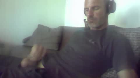 Snapshot of orwel09 chatting on 04/04/26, 03:09 orwel09 online show from 04/04/26, 03:09