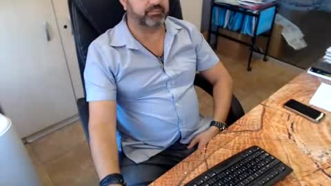 Snapshot of oscar_msng chatting on 07/09/26, 04:33 Oscar online show from 07/09/26, 04:33