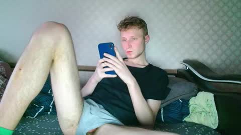 Snapshot of oscar_wildy chatting on 01/11/26, 01:16 Oscar online show from 01/11/26, 01:16