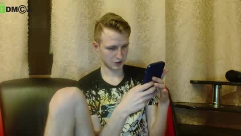 Snapshot of oscar_wildy chatting on 04/03/26, 11:03 Oscar online show from 04/03/26, 11:03